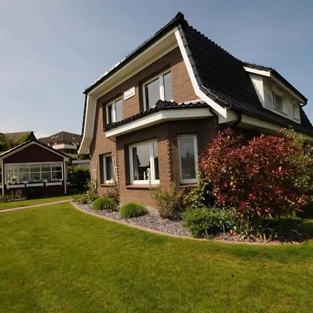 Haus Sonneneck Apartament